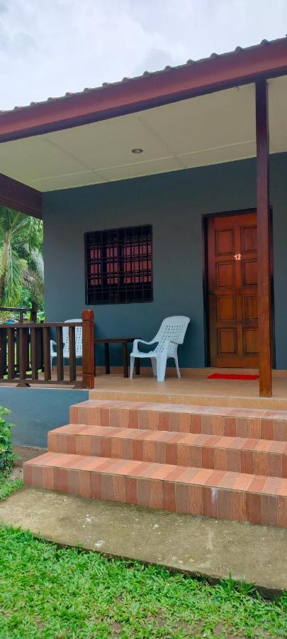 Kampong Ayer Batang Restu Chalet Tioman מראה חיצוני תמונה